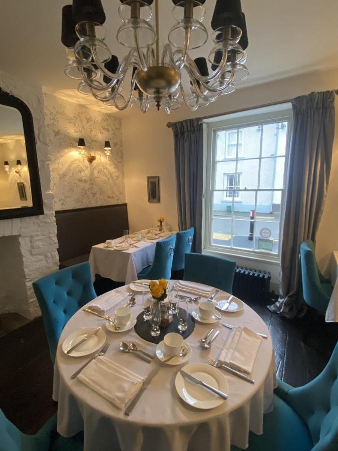 Hotel The New White Lion Llandovery