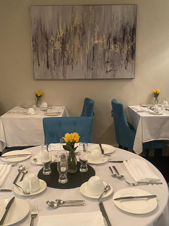 The New White Lion 5* Llandovery